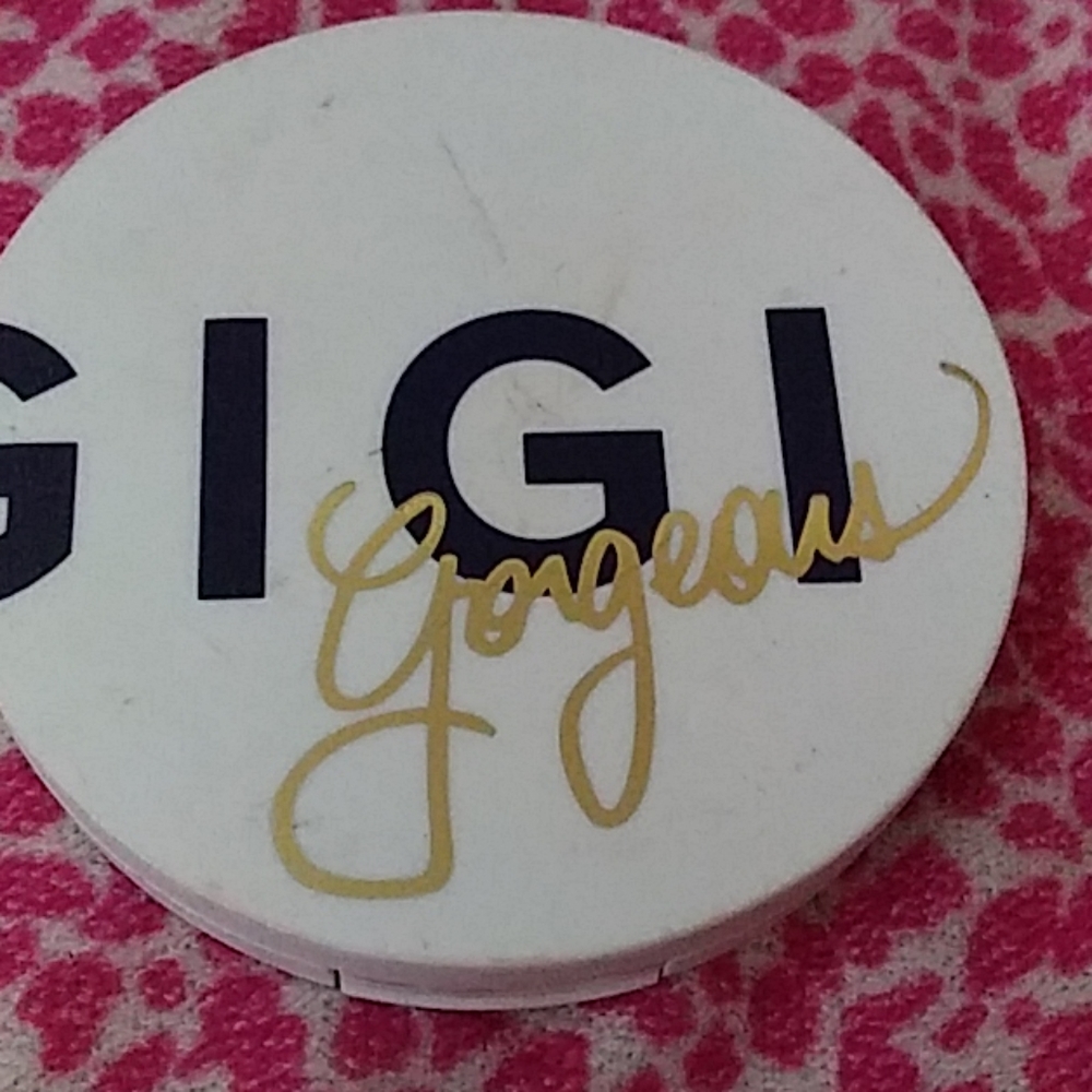 Blush never used brand new